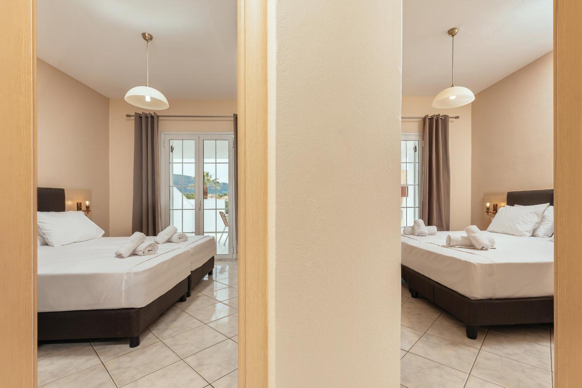 Yakinthos Hotel Laganas Luaran gambar