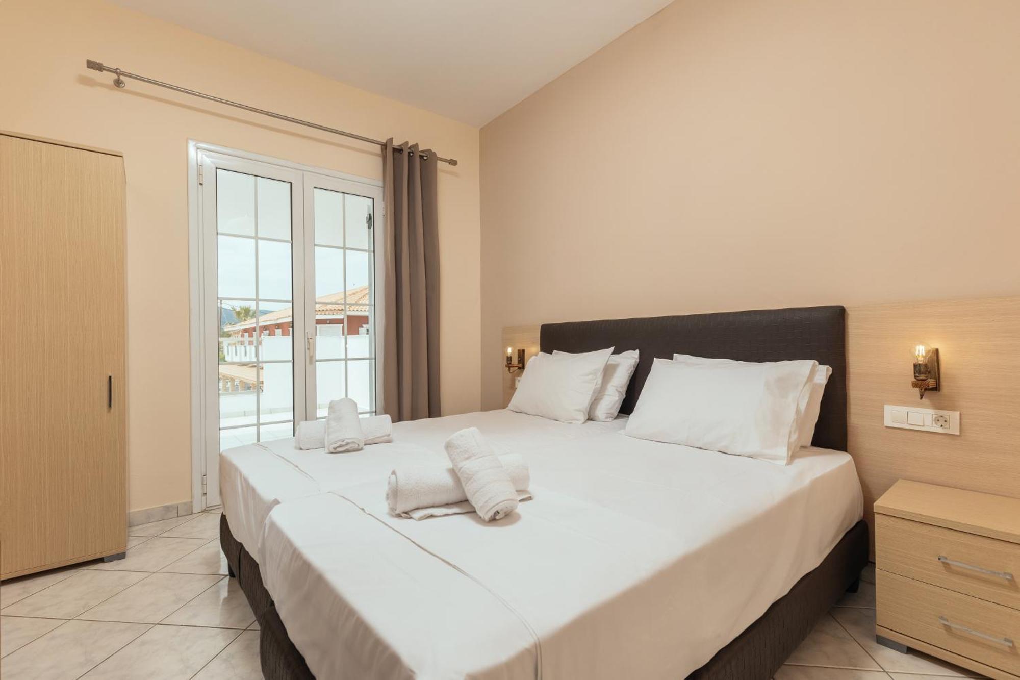 Yakinthos Hotel Laganas Luaran gambar